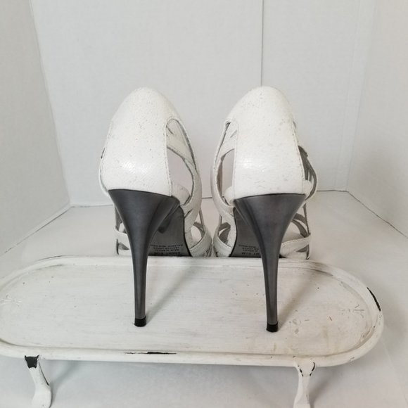 CARLOS SANTANA Speckled White Crackled Heels, Size 8.5M - Picture 3 of 11